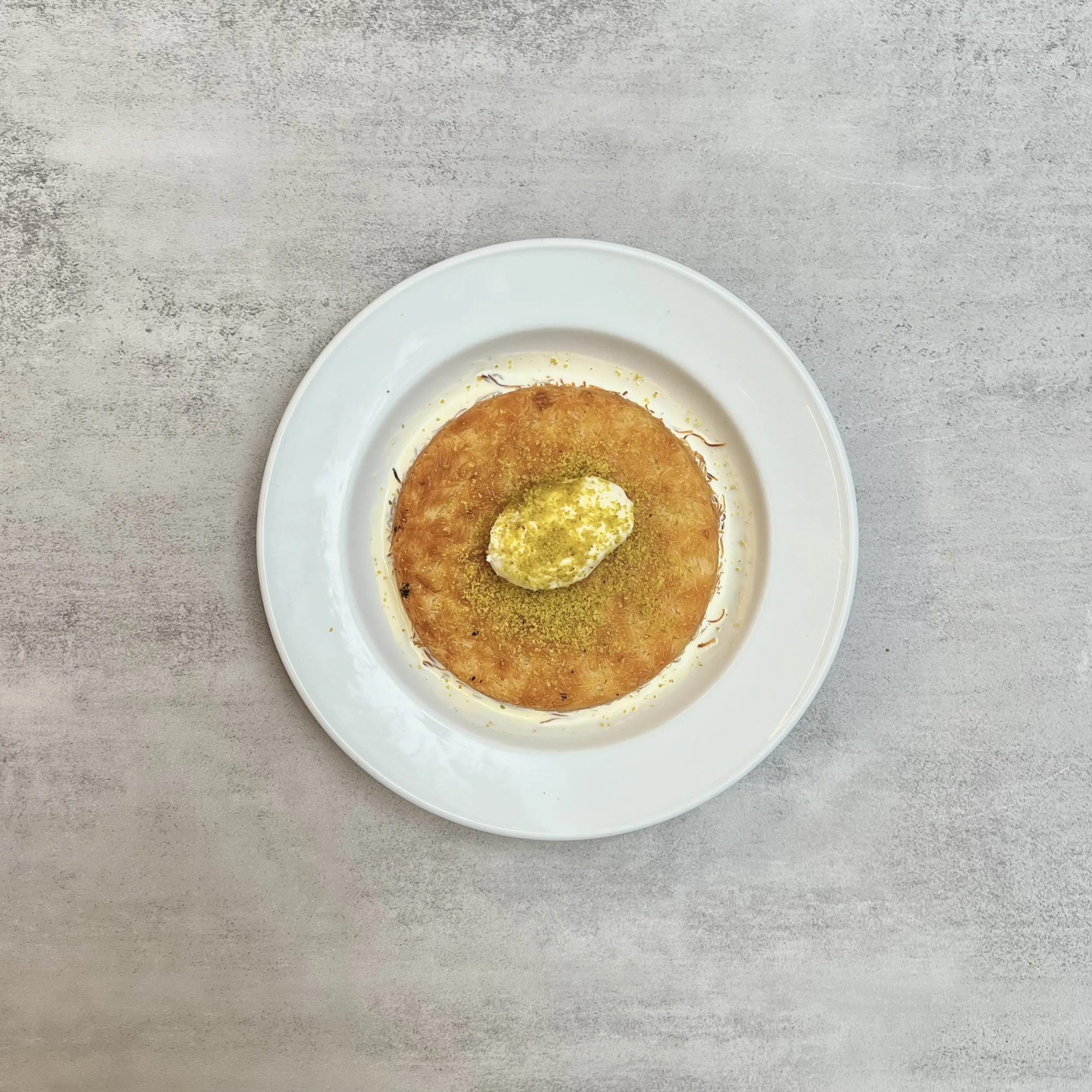 Kunefe With Kaymak